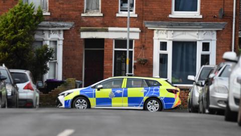 Police car parked in Dudley Road, Grantham