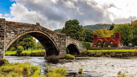 Pont Fawr, Llanrwst