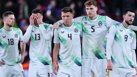 Dejected Republic of Ireland players