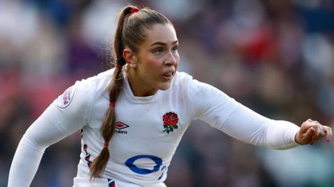 England's Holly Aitchison kicking for goal