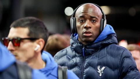 Jean-Philippe Mateta arrives at the stadium with his Crystal Palace teammates