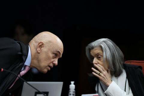 Fux critica intervenção de Dino durante voto de Moraes; acompanhe ao vivo o julgamento de Bolsonaro no STF