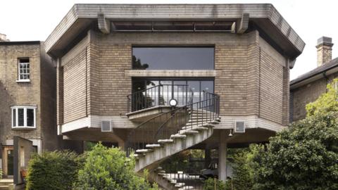 Darwin College Dining Hall exterior