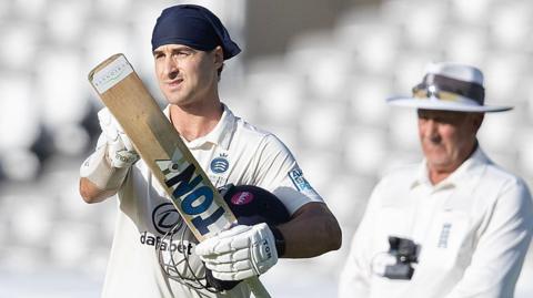 Leus du Plooy reaches his century for Middlesex