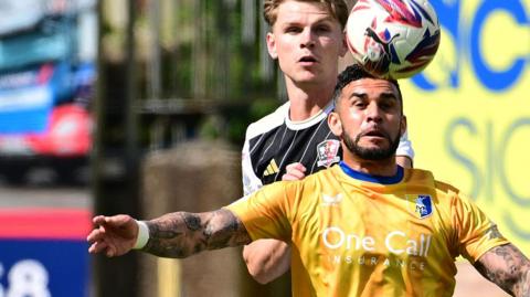 Dom Dwyer in action for Mansfield Town