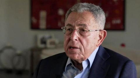 Former Lebanese Prime Minister Fouad Siniora during a 鶹Լ interview