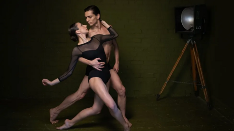 Ballet dancers performing 