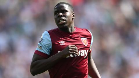 Kurt Zouma playing for West Ham