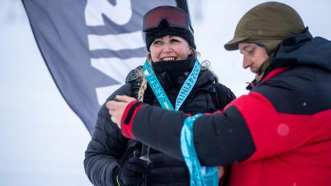 Anya Eames receives medal