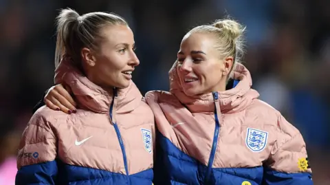Alex Greenwood and Leah Williamson
