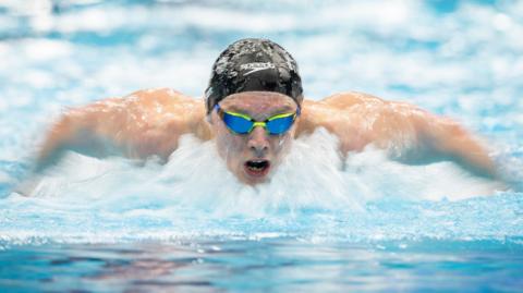 Duncan Scott in action