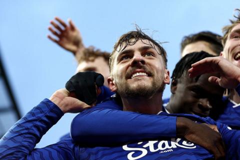 Kiernan Dewsbury-Hall celebrates against Fulham