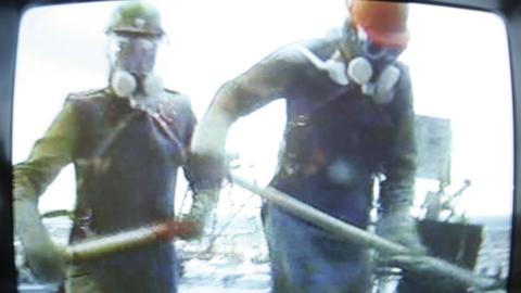 Solidiers cleaning up at Chernobyl