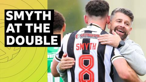 Oisin Smyth celebrates with St Mirren manager Stephen Robinson