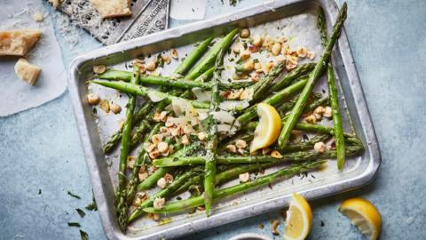 Roast asparagus with Parmesan 