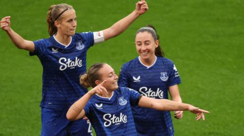 Everton celebrate