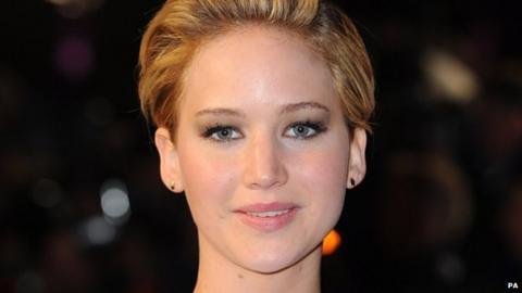 Google deletes 'tens of thousands' of celeb nude pics - BBC News