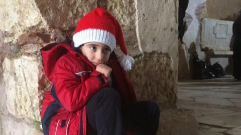 Turks celebrate Father Christmas as local hero - BBC News