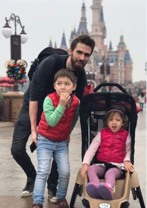 Michael Simpson with his children Jack and Alice