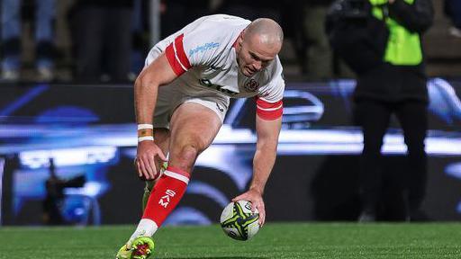 Ulster's Jacob Stockdale scores a try