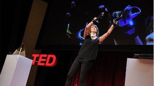 Imogen Heap performing at TED. Copyright James Duncan Davidson