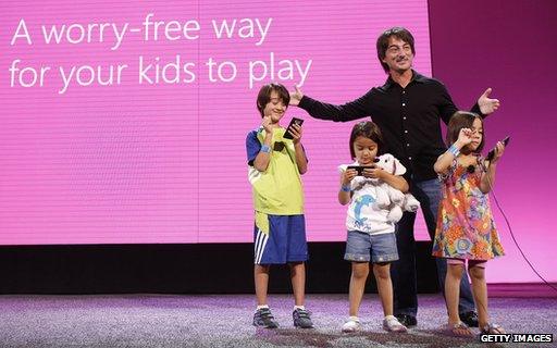 Joe Belfiore and children