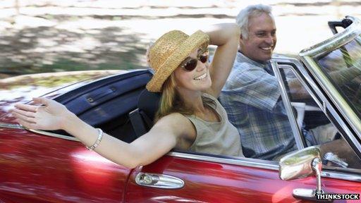 couple in convertible