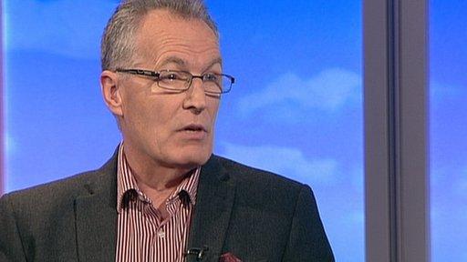 Gerry Kelly said his party was prepared to talk "right throughout the summer"