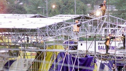 Scaffolding and lifting gear at the scene of the Paddington rail train crash accident