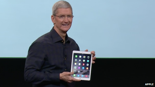 Tim Cook with iPad Air 2