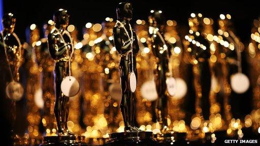 Oscars statues