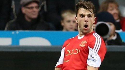 Southampton's Jay Rodriguez celebrates scoring