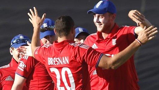 England celebrate against Australia in Perth