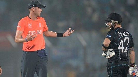 Stuart Broad with New Zealand skipper Brendon McCullum