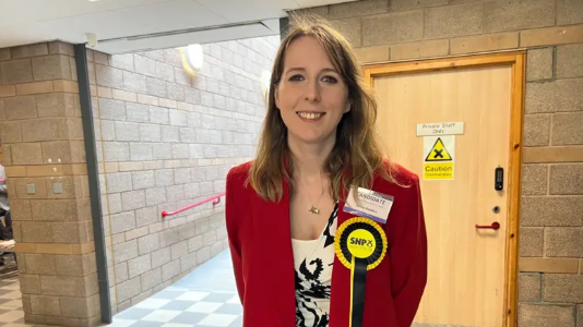 Emma Roddick a rinn a' chùis don SNP ann an roinn Inbhir Nis is Inbhir Narann