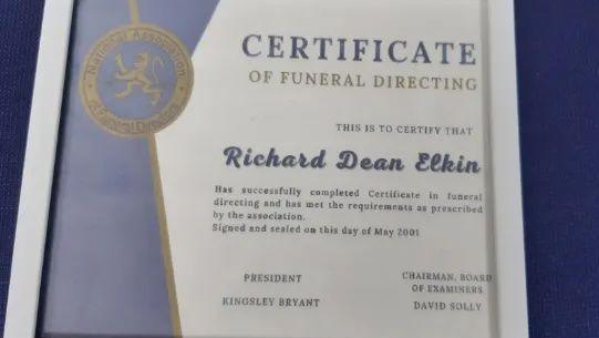Why do funeral scandals in England keep happening? - BBC News
