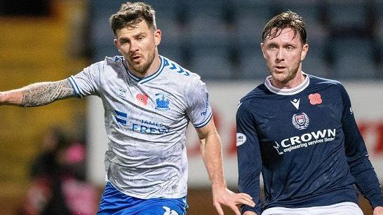 Kilmarnock's Matty Kennedy and Dundee's Jordan McGhee