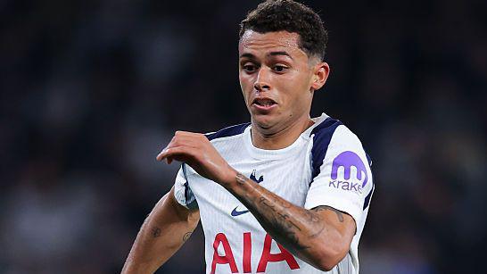 Brennan Johnson goes on the attack for Spurs