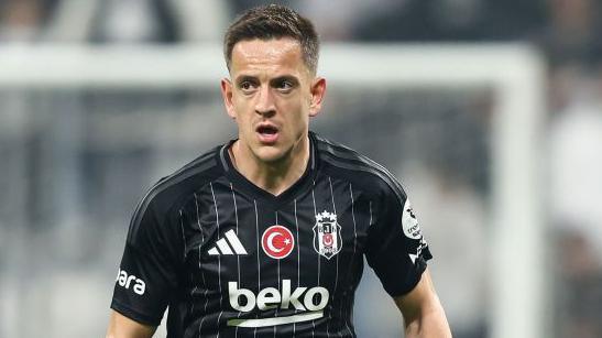 Amir Hadziahmetovic in action for Besiktas