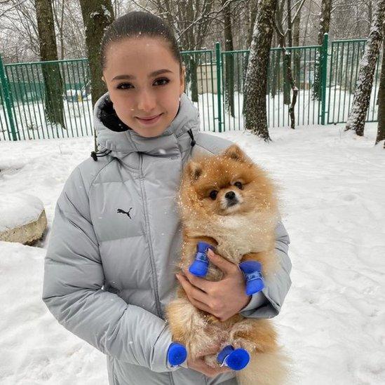 kamila-valieva-dog.