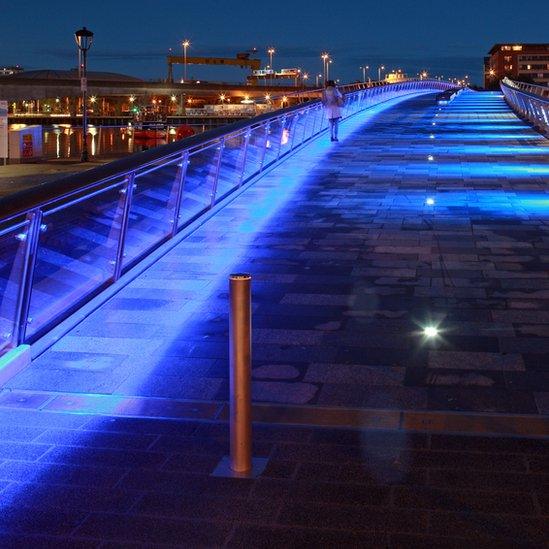 Lagan Weir Footbrige