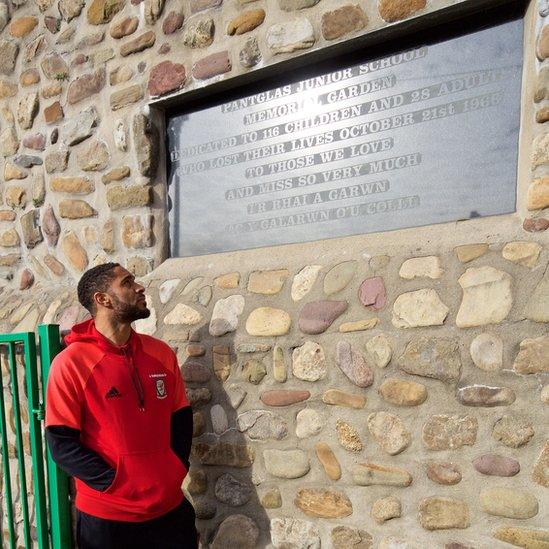 Wales Captain Ashley Williams visits Aberfan