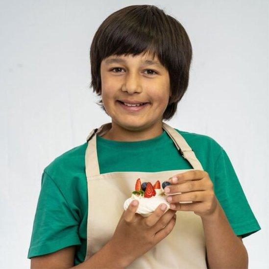 junior-bake-off-contestant.