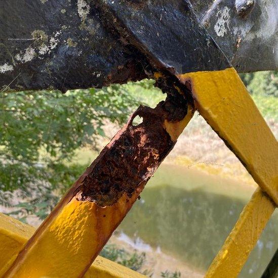 Rust on a footbridge