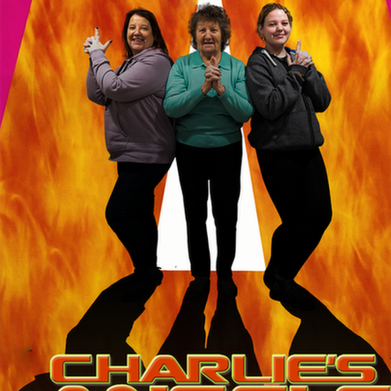 Marina posed in the middle with her daughter and granddaughter by her side, posing as Charlies Angels