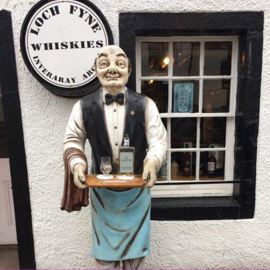 Loch Fyne Whiskies in Inveraray