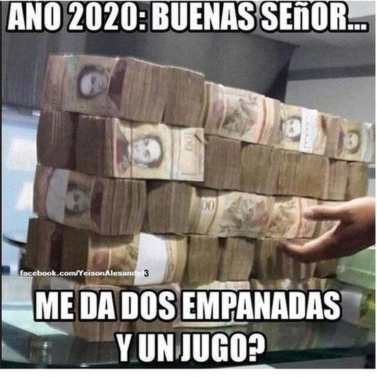 A meme showing a mountain of Venezuelan bills and the text: Year 2020: Hello sir, could I have two pasties and a juice?