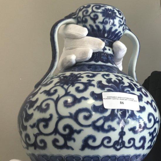 The Chinese vase sold for a record price at auction