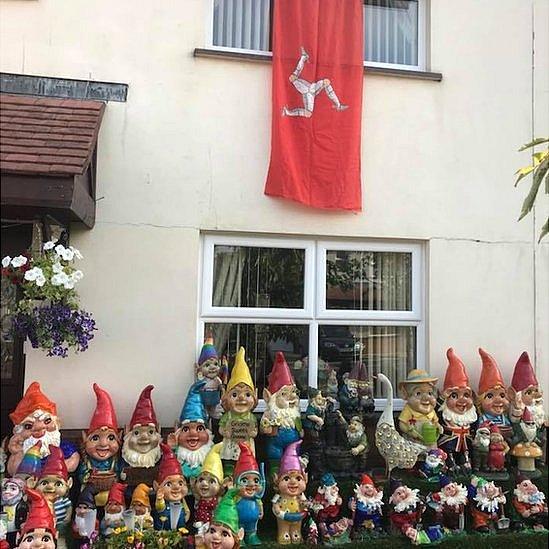 Gnomes and Manx flag