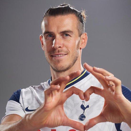 Bale yn kit Spurs